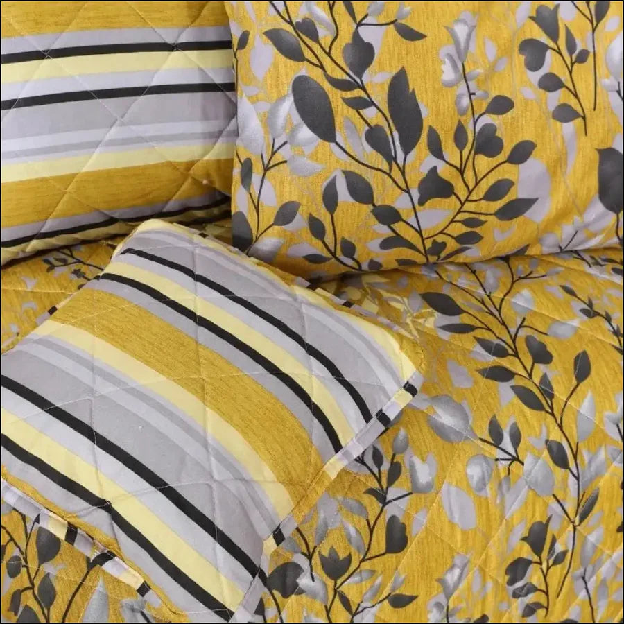 7 Pcs Comforter Set - Yellow Brunch