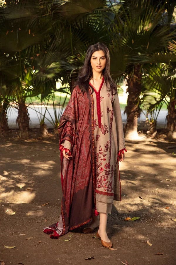 3 Piece Summer Embroidered Lawn - GT-44